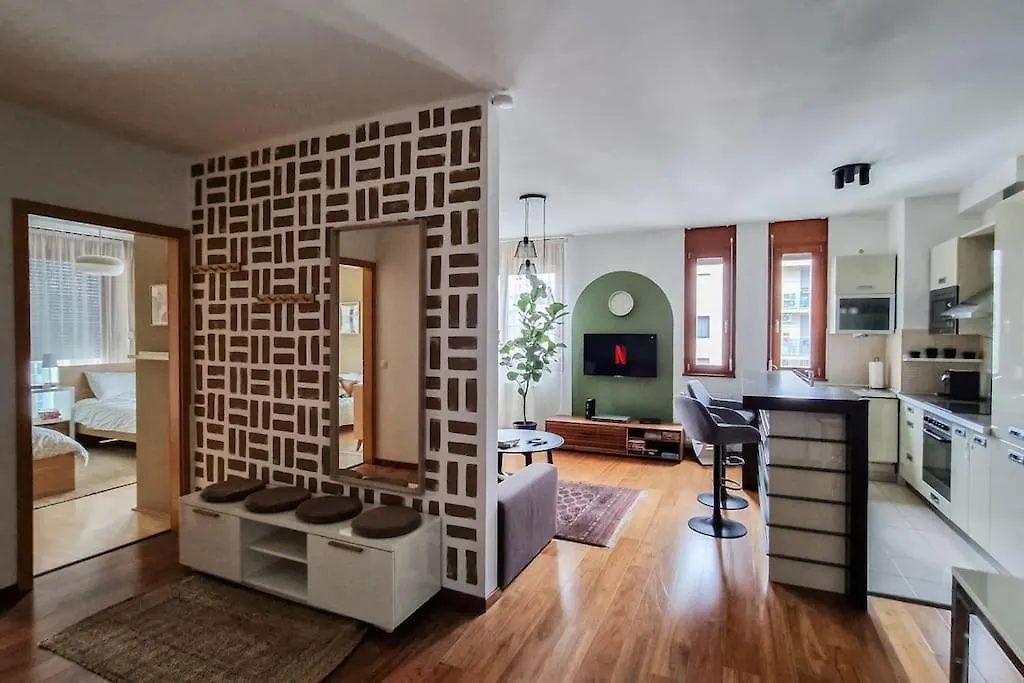 Boho Stylish Ap - Private Garage Apartamento Budapeste Hungria